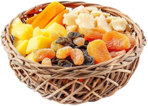 میوه خشک در ظرف حصیری